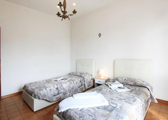 Marcella By Interhome 马尔米堡